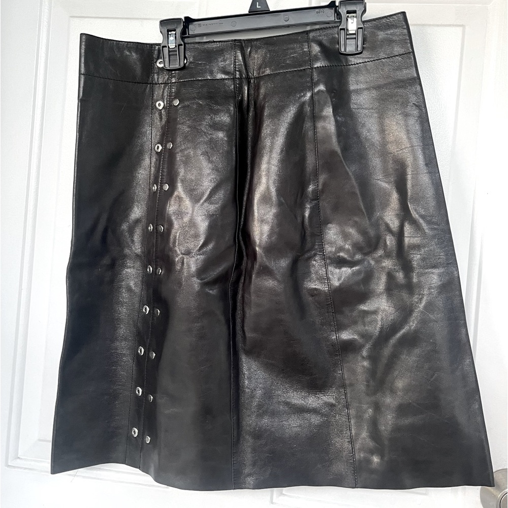 VEDA Real leather skirt with metal snaps